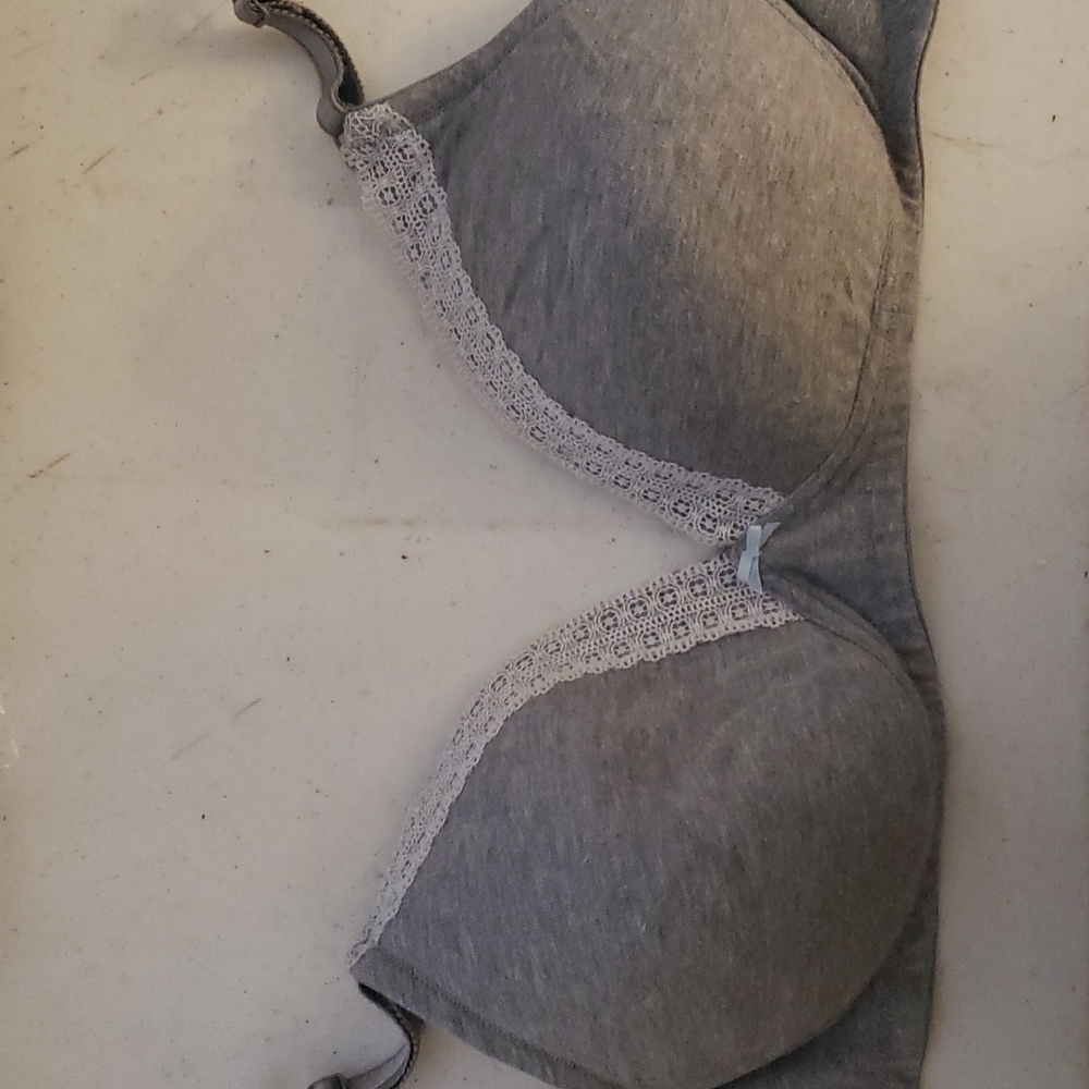 Warner's 38B Wireless Bra